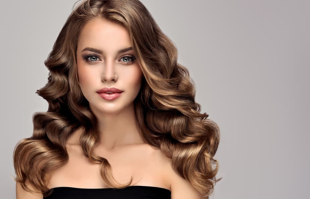 Curling iron and curling wand comparison